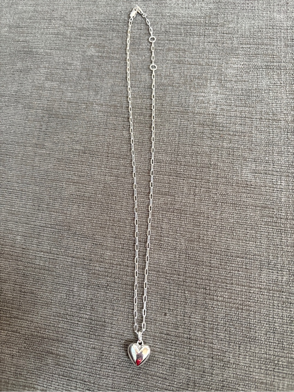 Puff Heart Necklace - Lev